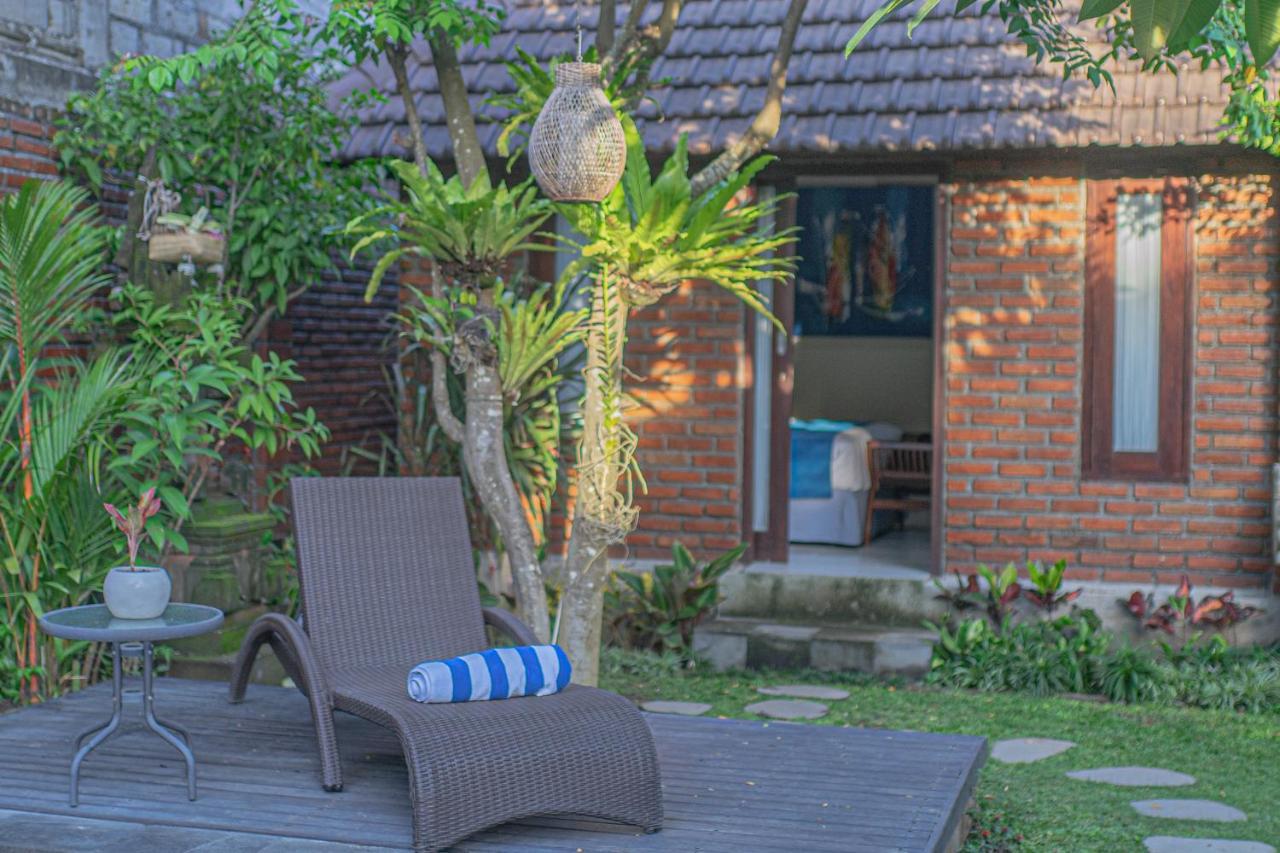 Tirta Bali Villa Jimbaran Exterior foto